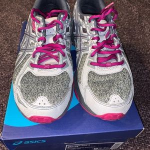 Women’s ASICS Gel Venture 6